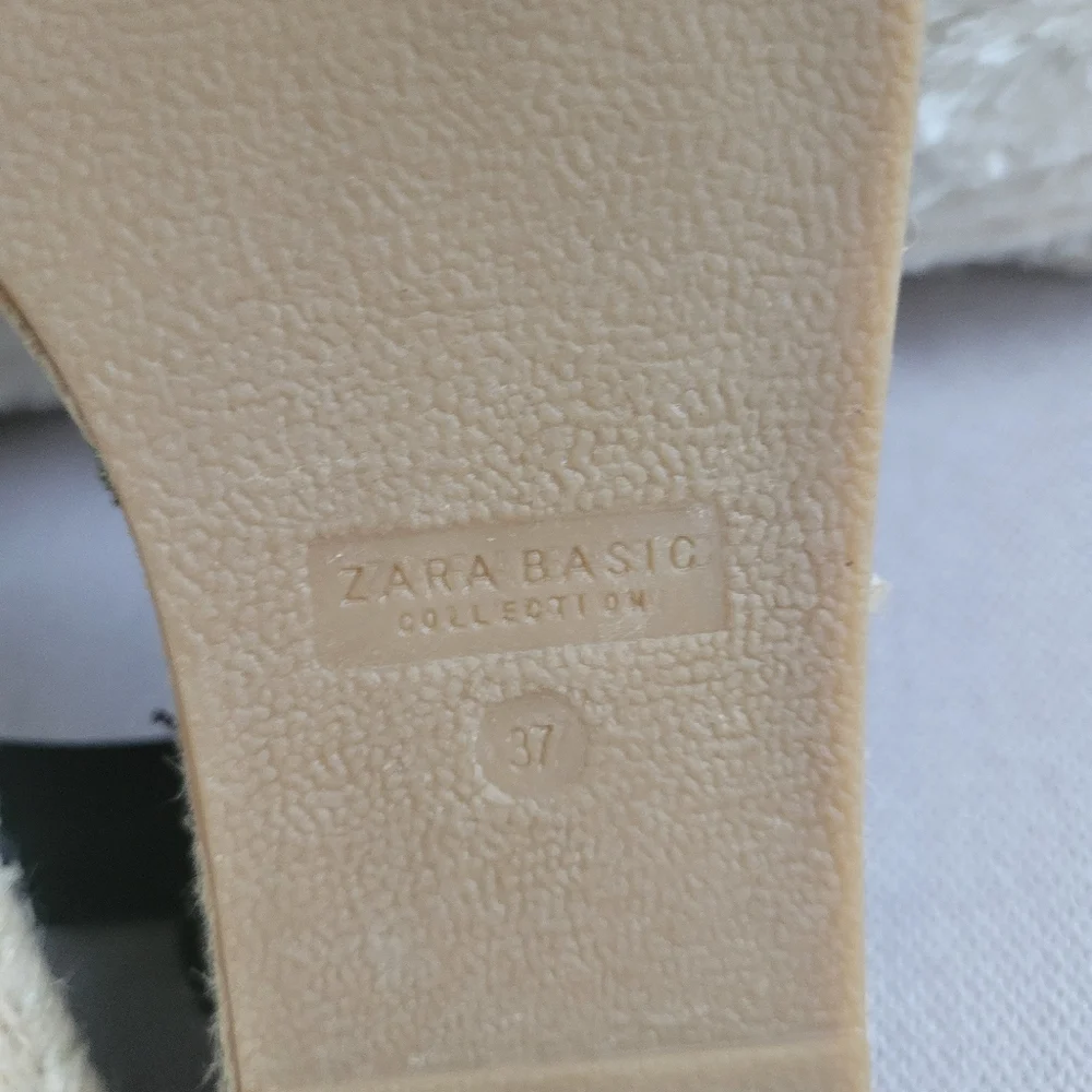 Zara Size 37 Black Espadrille Sandals